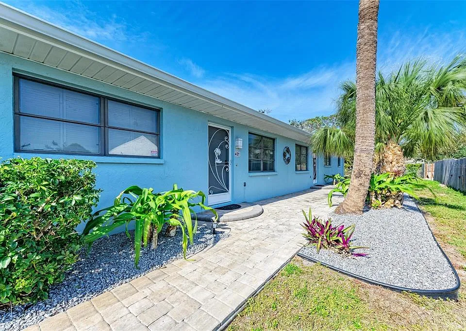 401 Shore Rd