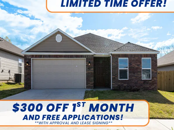 884 S Brambling Ln, Fayetteville, AR 72701