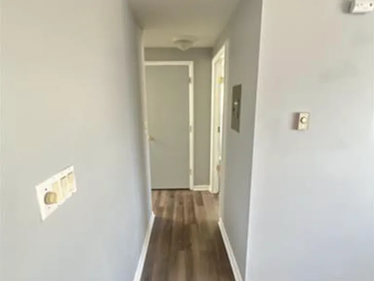 423 Briarwood Ave #10 — Photo 5