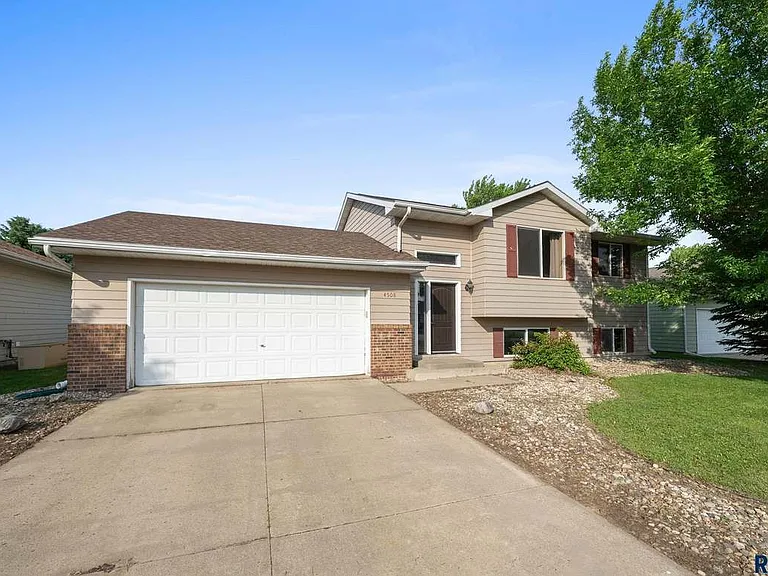 4508 W Antelope Dr — Photo 9