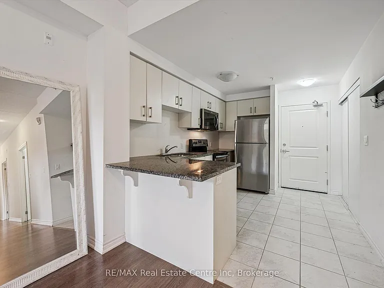 1284 Gordon St #110 — Photo 4