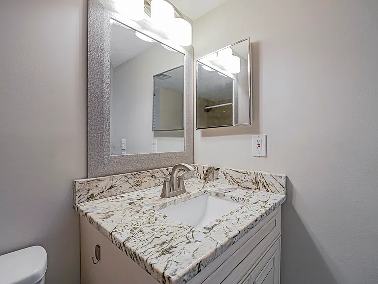 1590 S 42nd Cir #105 — Photo 19