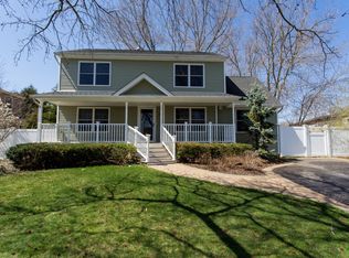 4 Kent Rd, Port Jefferson Station, NY 11776
