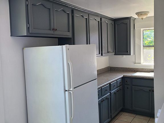 4th image of 329 S Avenue 20 #1/2