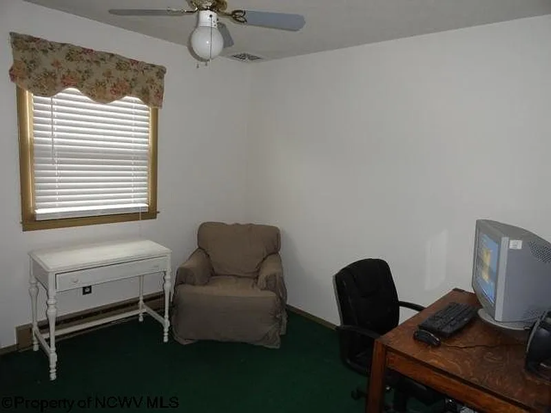 Thumbnail 12