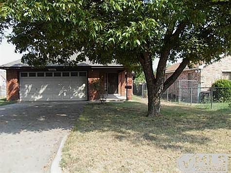 1st image of 2724 Hanna Ave