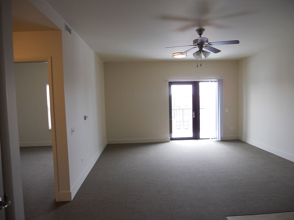 2nd image of 3755 S Cottage Grove Ave APT 312
