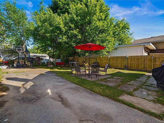 4th image of 1182 Kossuth Ave