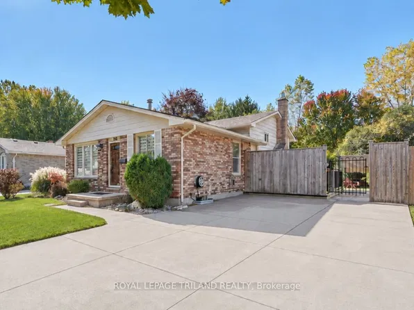 1345 Aldersbrook Rd, London, ON N6G 3J1