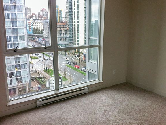 5th image of 1408 Strathmore Mews #903