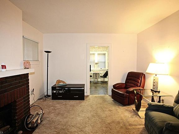 5th image of 4601 Tuxedo Ave