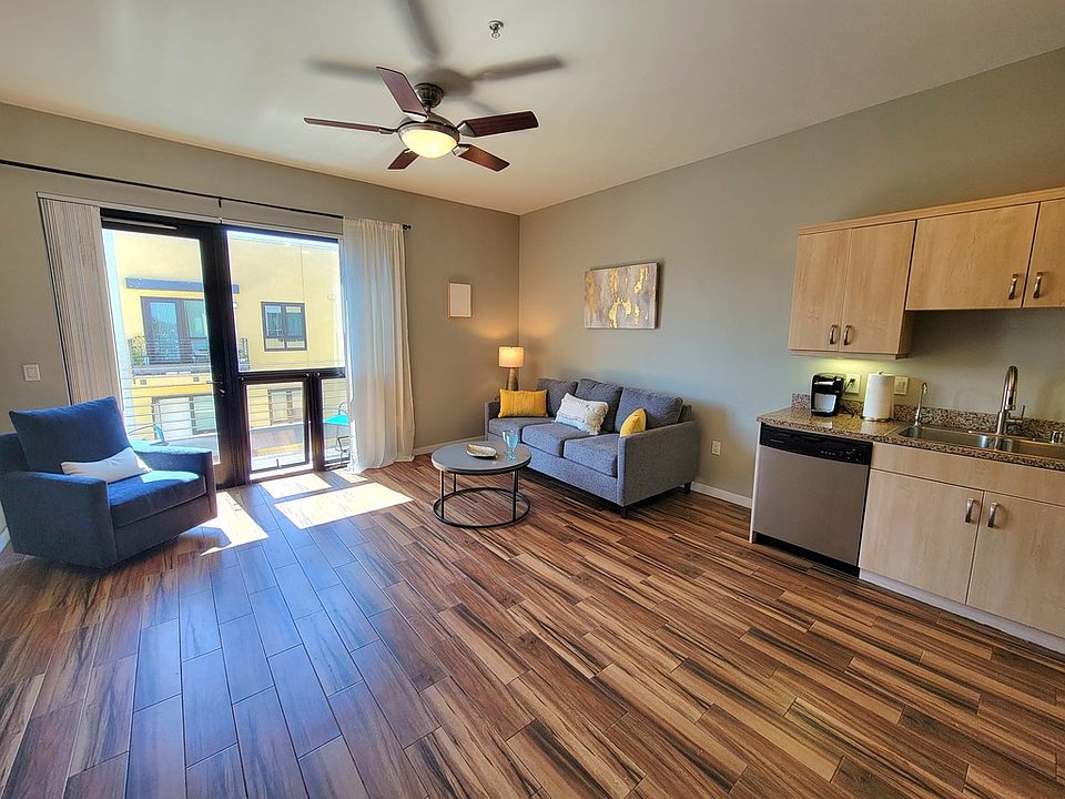 1st image of 899 Date St #545