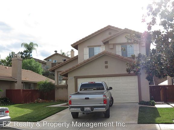 3rd image of 1348 Longwood Pines Ln