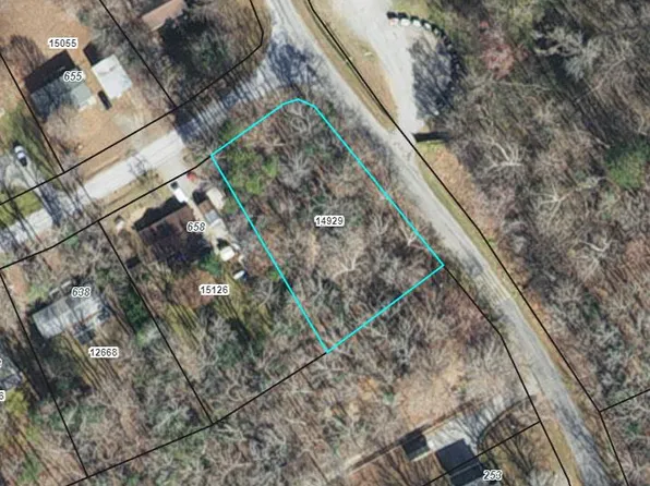 Longwood Dr, Bracey, VA 23919