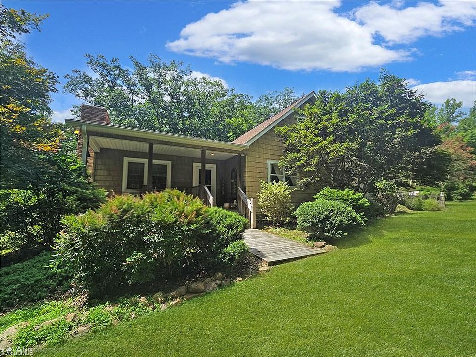 1st image of 13641 Traphill Rd