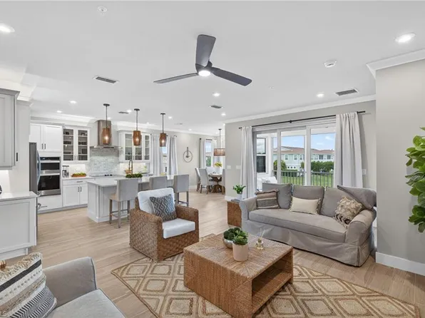 4683 ARBORETUM CIR #201, NAPLES, FL 34112