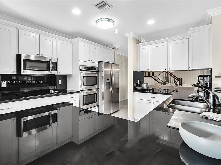 2901 Hidden Harbour St — Photo 12