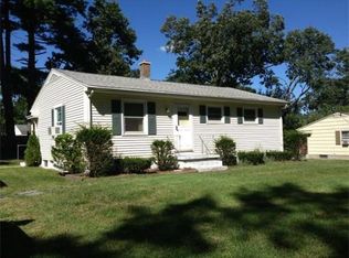 40 Stony Brook Rd, Springfield, MA 01118