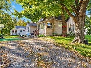 411 Mill St, Leslie, MI 49251
