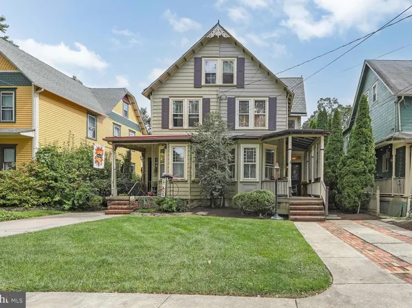 107 Centre St, Haddonfield, NJ 08033