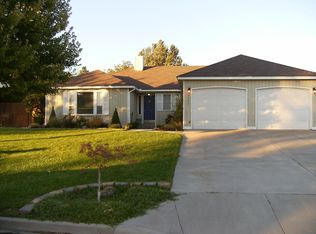 7503 W Chestnut Ave, Yakima, WA