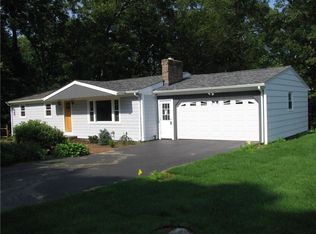 58 Mayflower Dr, East Greenwich, RI 02818