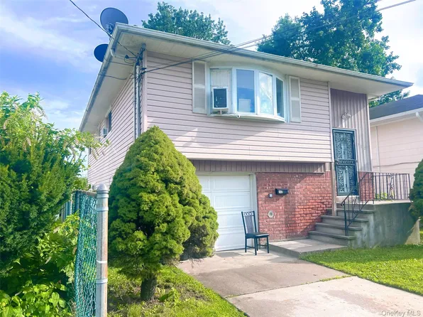 312 E Columbia Street, Hempstead, NY 11550