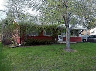 702 Hart Ave, Des Moines, IA 50315