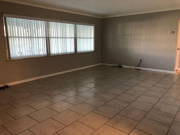 3rd image of 2024 Donnelly St