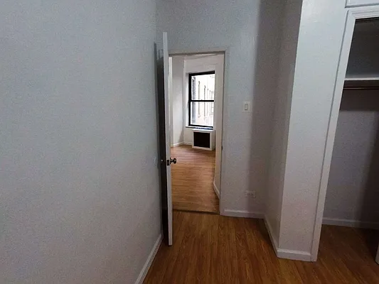 Rented by Green Home NY Realty LLC | media 15