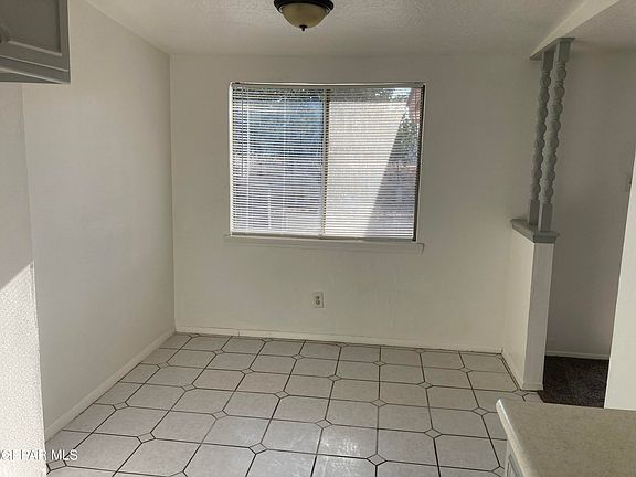 5th image of 2105 Villa Plata Dr