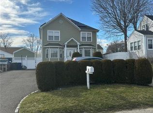 45 Houston Ave, Bridgeport, CT 06606