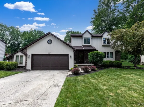 315 Randwood Dr, Williamsville, NY 14221