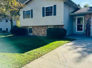 101 Pleasant St, Cleveland, MN 56017