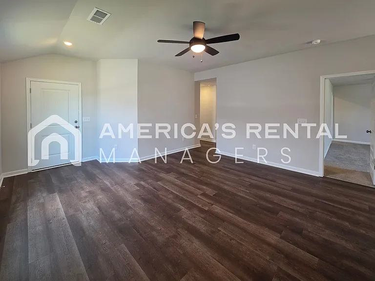 39 Horizon St — Photo 8