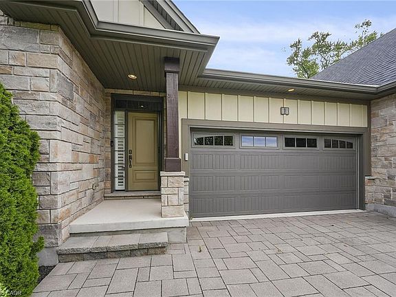 3rd image of 1 Cedar Dr