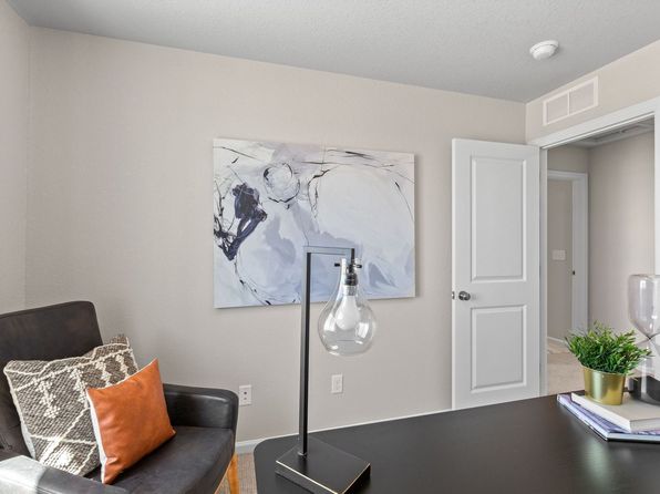 colorado-springs-colorado-447437129 picture