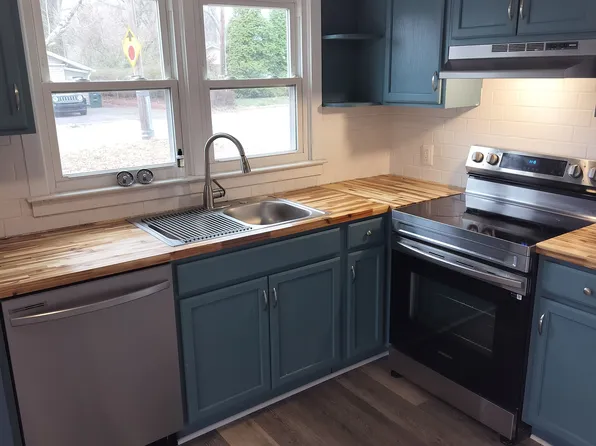 124 W Corriher Ave, Salisbury, NC 28144