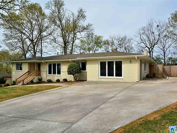 2nd image of 2220 Cherry Ln