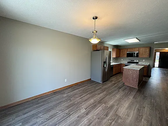 2 bed, 1.5 bath, $1,775 — Photo 4