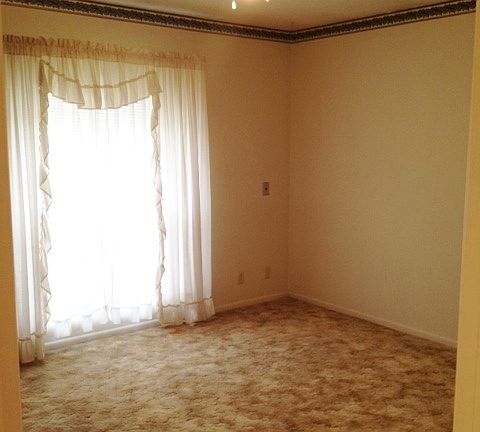 3rd image of 59 Oakwood Dr
