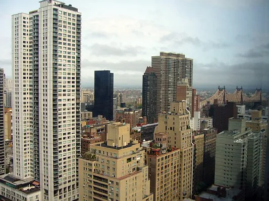 Rented by BLU Real Estate | media 15