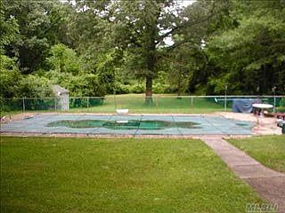2nd image of 602 Elwood Rd