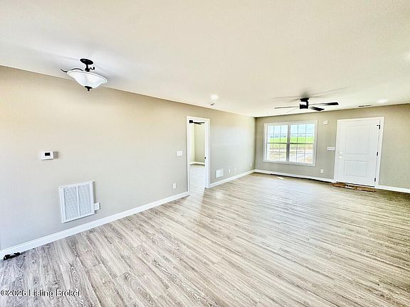 2nd image of 1518 Old Perryville Loop