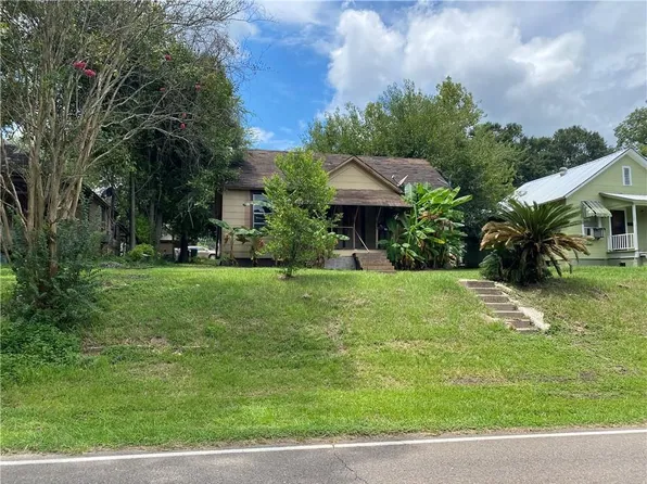 729 Avenue B, Bogalusa, LA 70427
