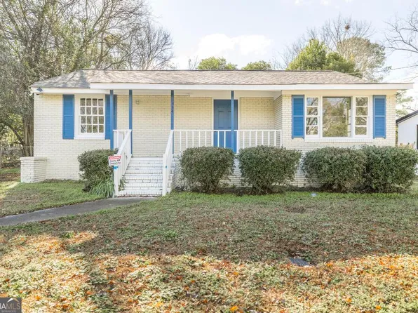 1334 Lakeview Dr, Macon, GA 31206