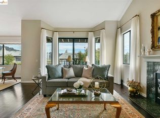 454 Hiller Dr, Oakland, CA
