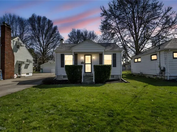 127 Dilworth St, Elyria, OH 44035