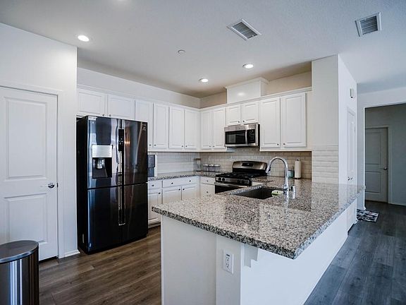 4th image of 280 W Via Presido