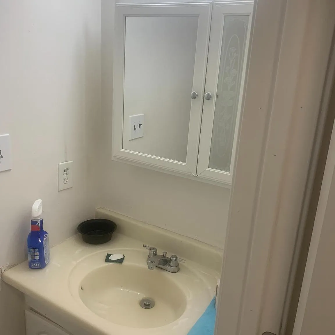 1 bed, 1350 sqft, $950 — Photo 4